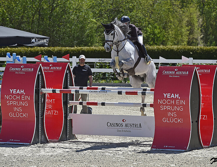 Casinos Austria Future Cup Springreiten Siegerin Birk Savannah